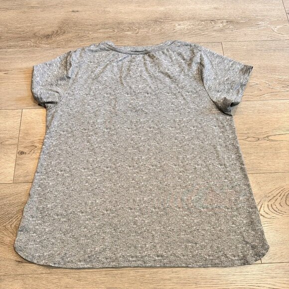 Jane and Bleecker Top Women Small Gray Relaxed Fit Pocket Tee Short Sleeve Soft - Picture 3 of 6
